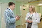Депутат Артем Лобков проверил ход работ по установке пандусов в медицинских учреждениях города Усть-Илимска и района